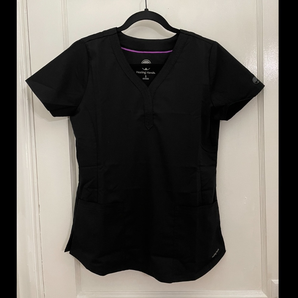 Healing Hands black scrub set, small